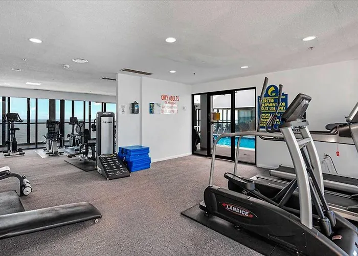 Updated Oceanfront With Balcony Ac Washer & Dryer Pools & Sauna *